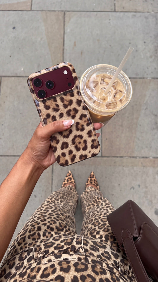 Funda para iPhone con estampado de leopardo de Berry Denmark