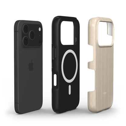 iPhone-Hülle mit dekorativem Design Farbe: Beige – Beige suit