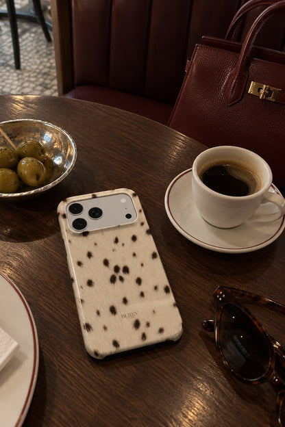 Funda para iPhone con diseño elegante color: marrón – Soft Spot