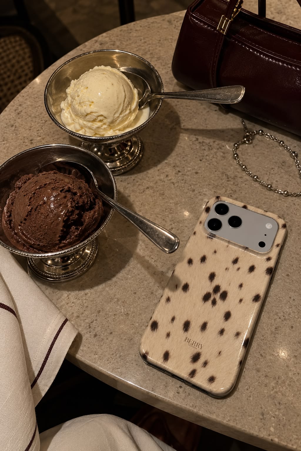 Funda para iPhone con diseño elegante – Soft Spot
