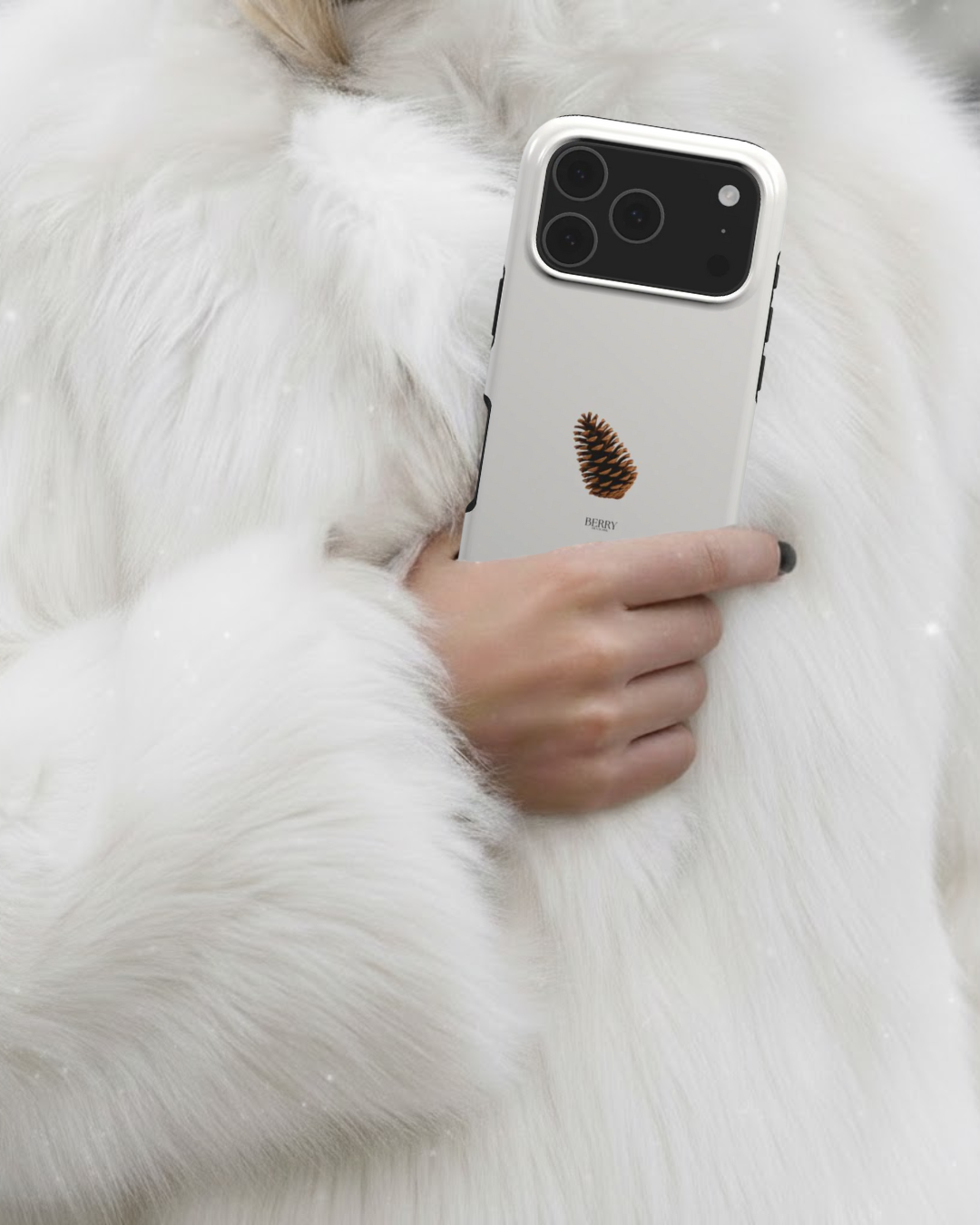 Coque pour iPhone avec design décoratif – Lil' Pine Cone